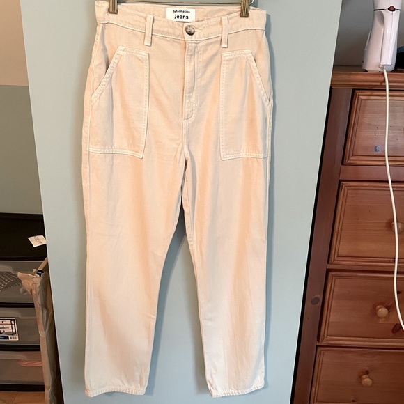 Reformation Taylor Pant in Sand 26 - Picture 3 of 7